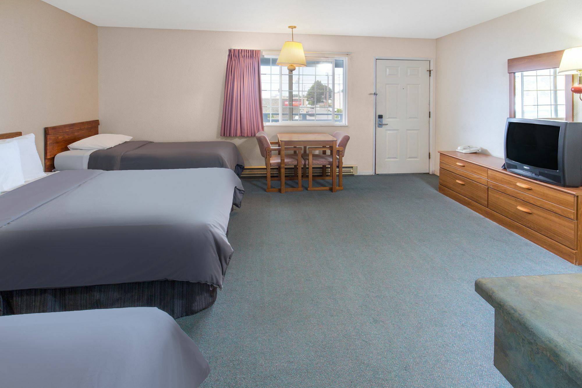 كريسينت سيتي Redwood Inn المظهر الخارجي الصورة